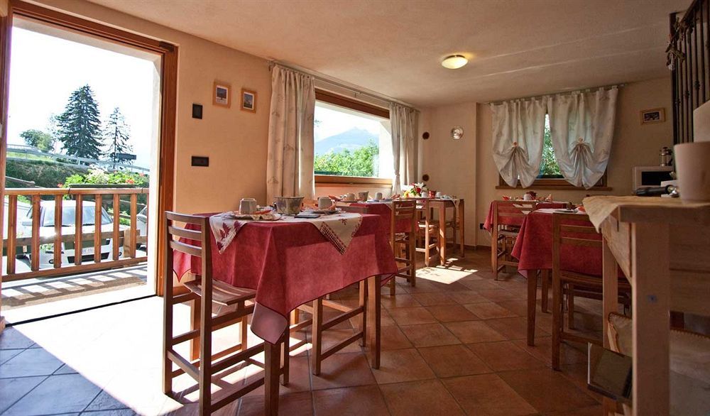 I Picchi Hotel Gressan Bagian luar foto